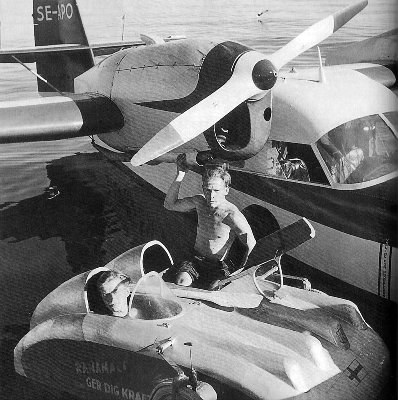 amphibike_plane_web.jpg