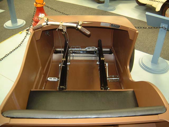 velo-brown03.jpg