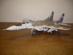 MiG-29 MalyModelarz 3 2006 (08).JPG