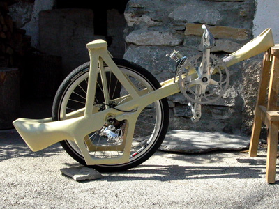 mono_crystalline_silicon_solar_cells_trike_project.jpg