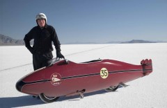 Anthony_Hopkins_posing_with_Indian_salt_flats[1].jpg