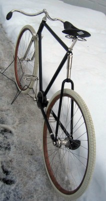 1910PierceChainlessCL1.2.jpg